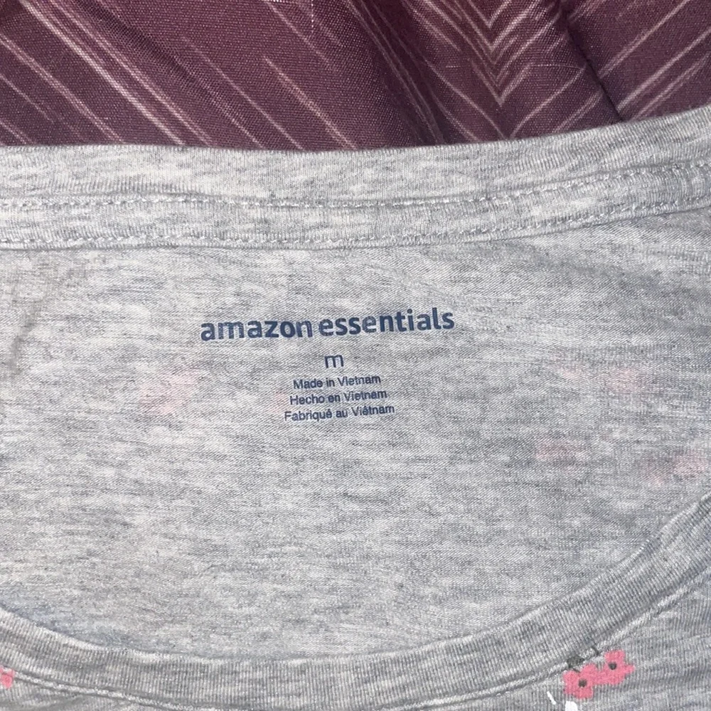 Amazon Essentials Tee - Picture 4 of 6
